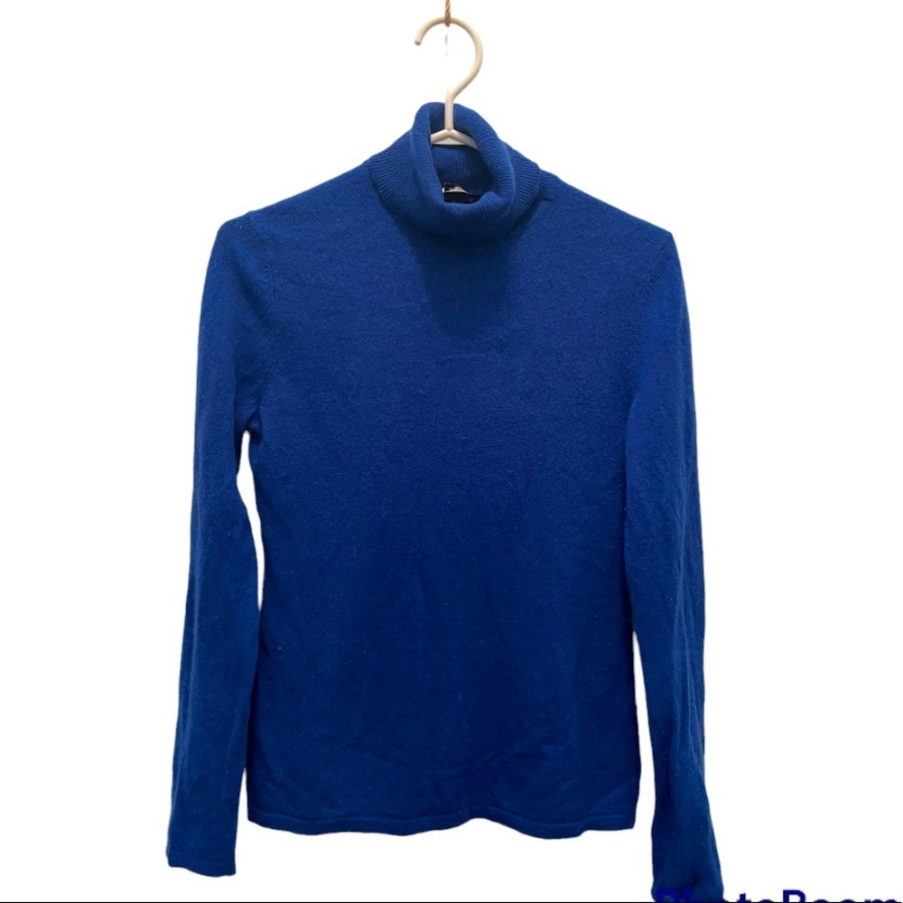 Lord & Taylor | Cashmere Sweater